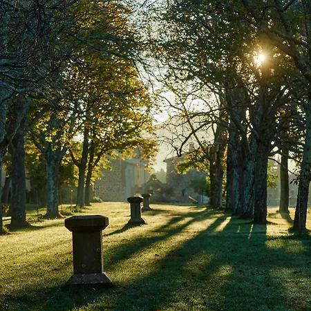 Chateau De Sibra Oda ve Kahvaltı 3*