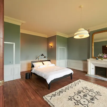 Chateau De Sibra 3* Lagarde (Ariege)